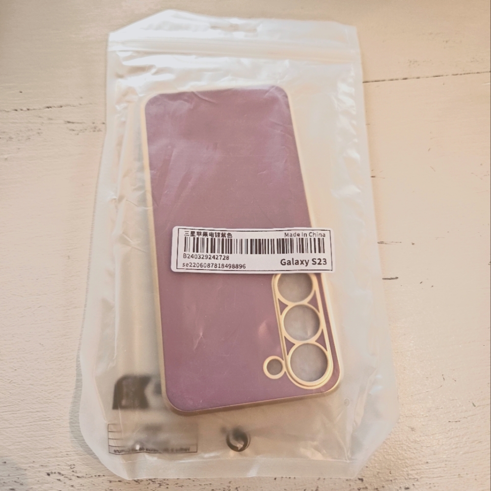 Pink and Gold S23 Phone Case